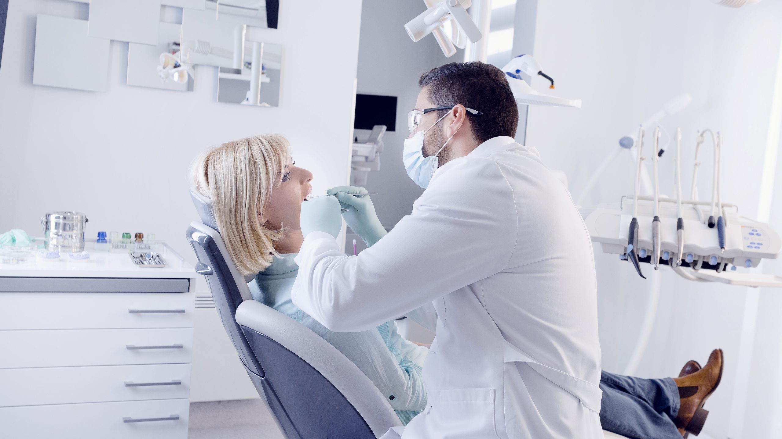 Dentist in Lincoln, DE